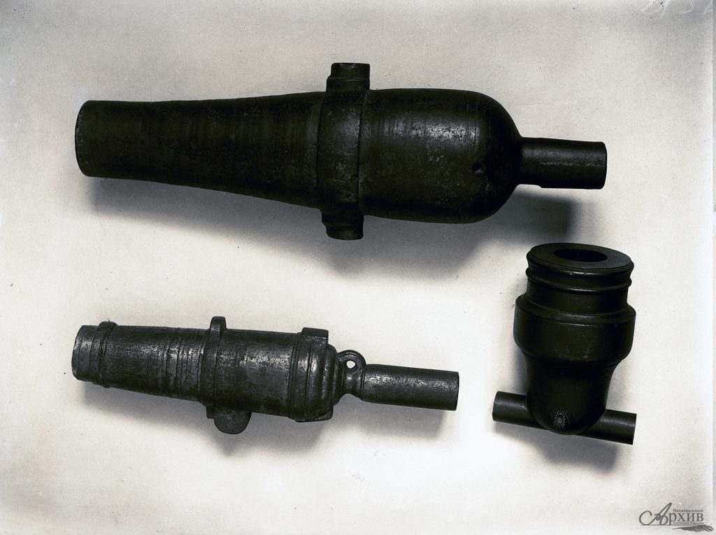 Пушки, изготовленные на Александровском заводе. г. Петрозаводск. 1937 г. Автор съемки И.А. Котов. II-2137